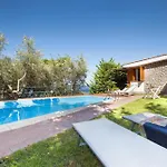 La Casa Di Pietra * Termini