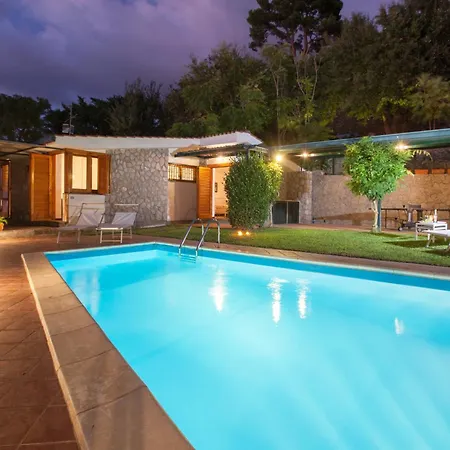 Βίλα La Casa Di Pietra *