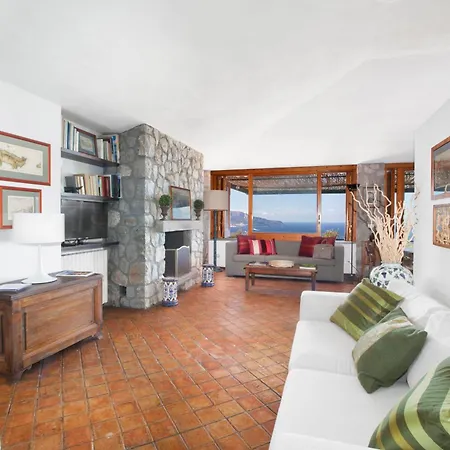 ヴィラ La Casa Di Pietra