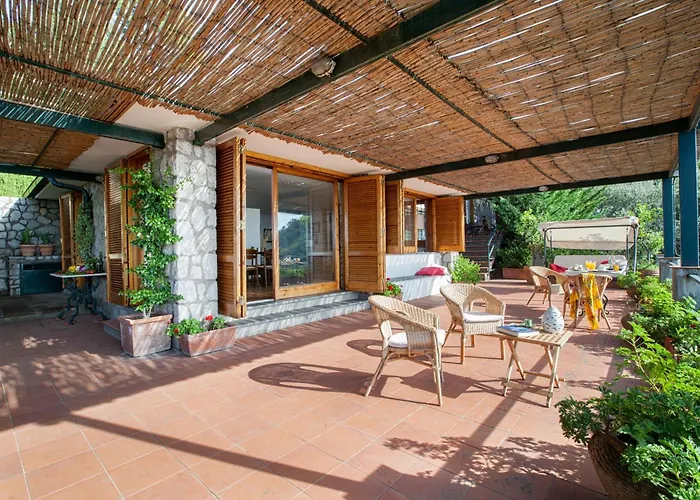 ヴィラ La Casa Di Pietra Termini